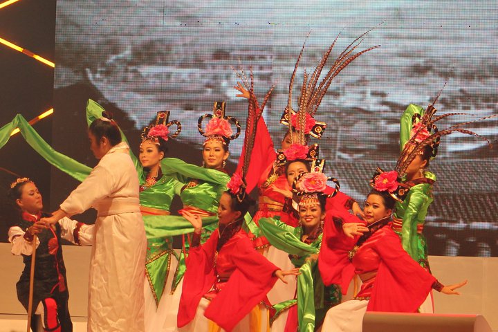 183692_1675660168955_6539952_n