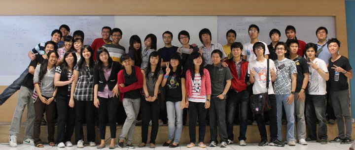 190712_1689988687159_6833077_n